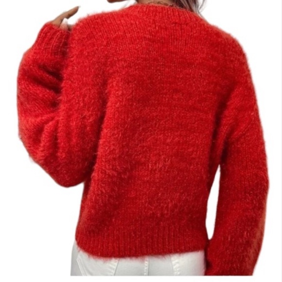 Sold out !New red fuzzy long sleeve sweater - Picture 3 of 9